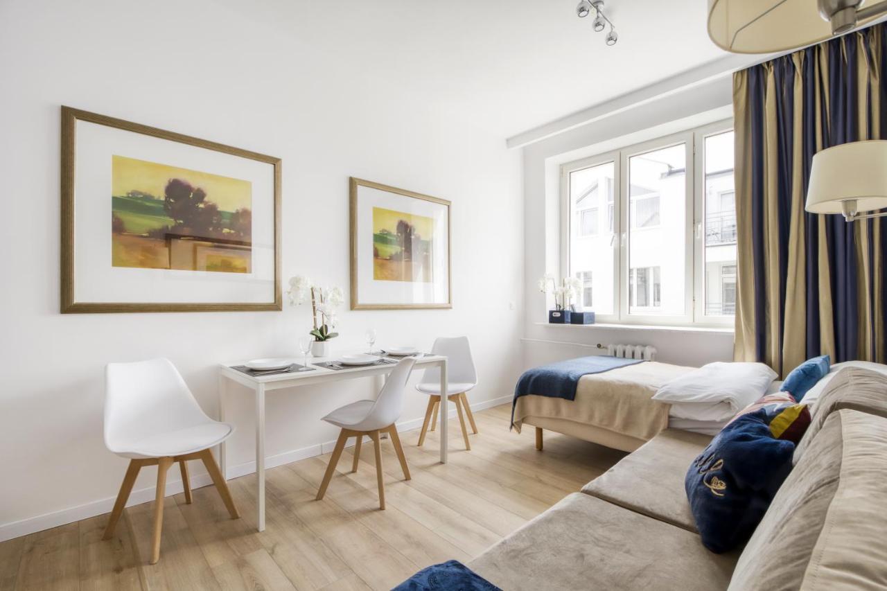 23 Unit Miniapartments Warszawa Lotnisko Okecie Fajne Ministudio Przy Bitwy Warszawskiej Exterior foto
